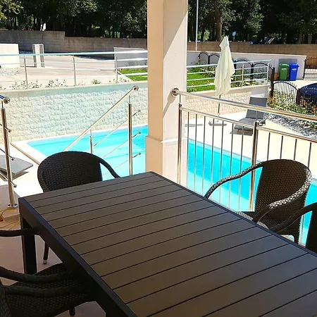 Simag Villa *